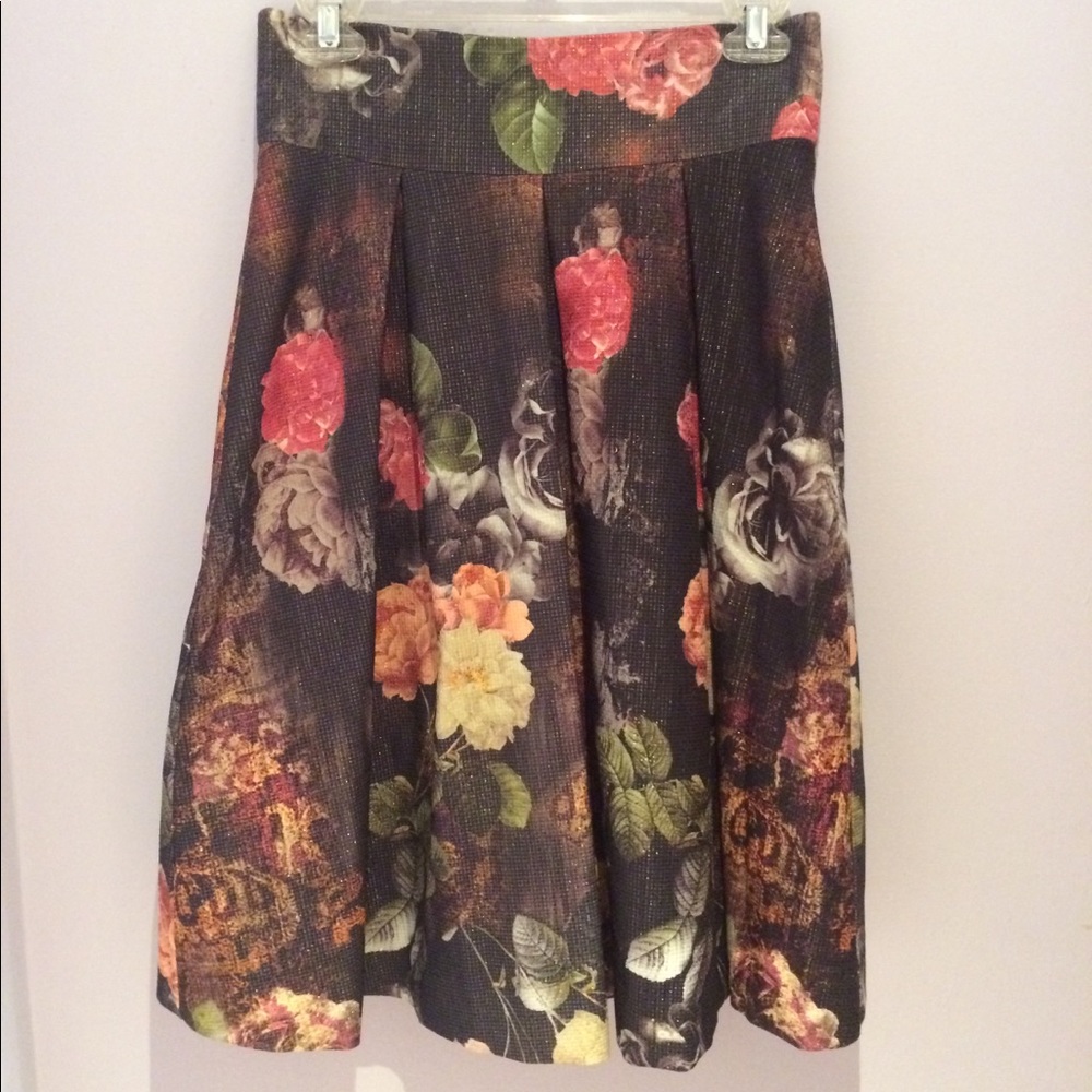 Floral and sparkly skirt
